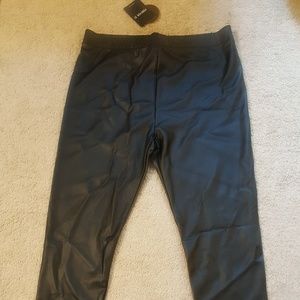 Faux leather leggings